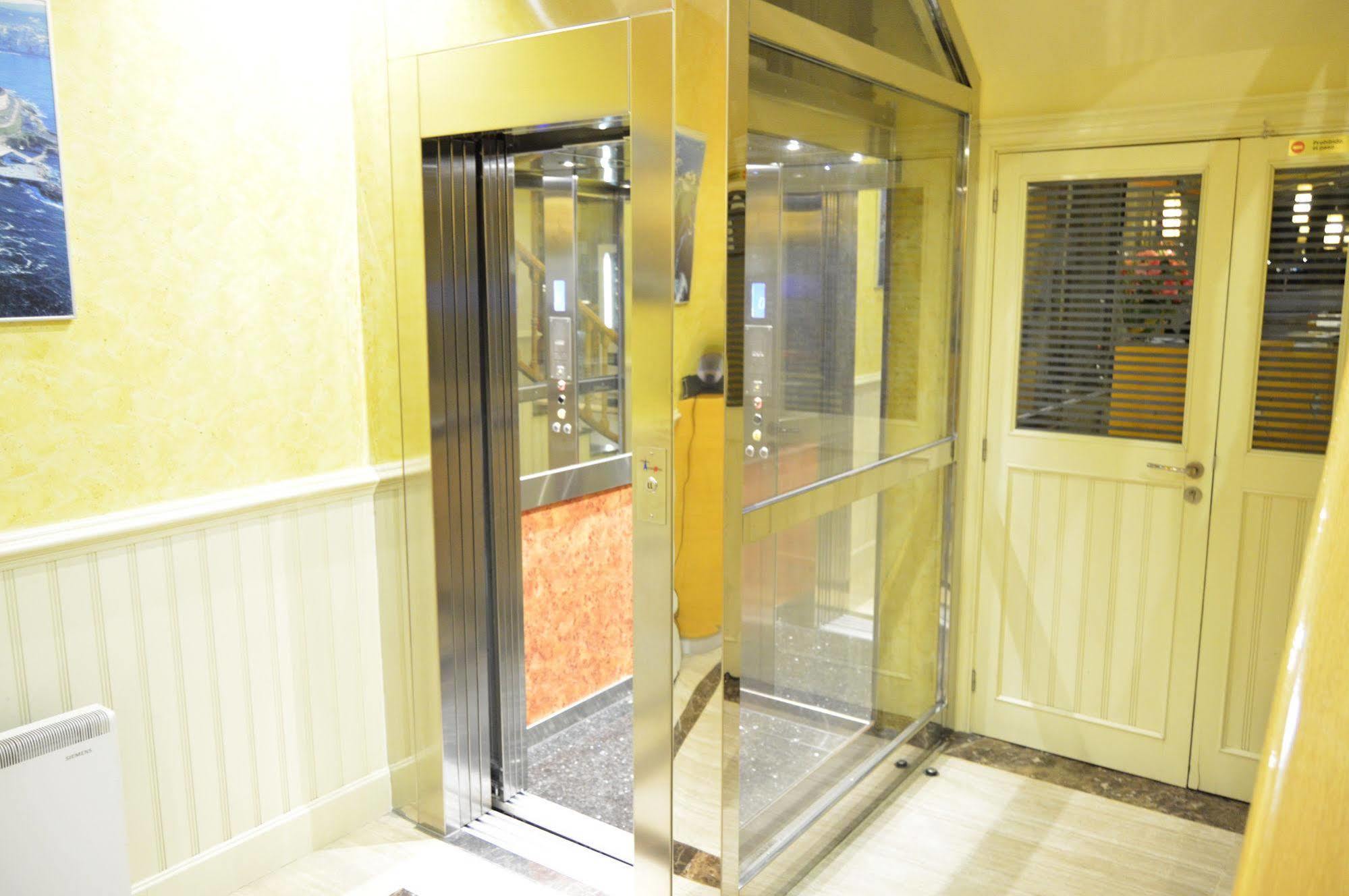 Hotel Cristal 2 Ла-Корунья Экстерьер фото